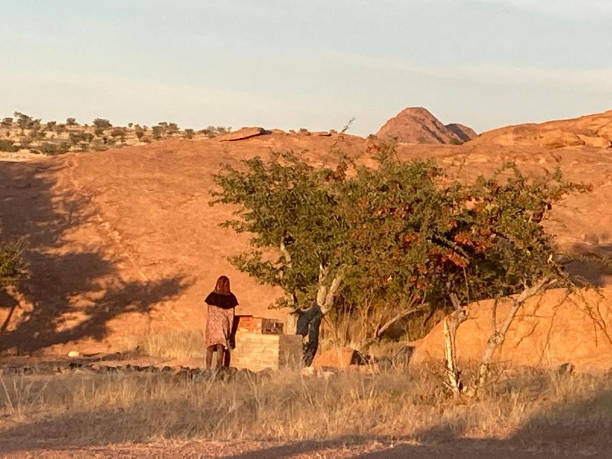 Ozohere Campsite And Himba Village Uis Dış mekan fotoğraf