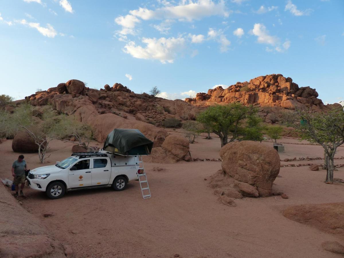 Ozohere Campsite And Himba Village Uis Dış mekan fotoğraf