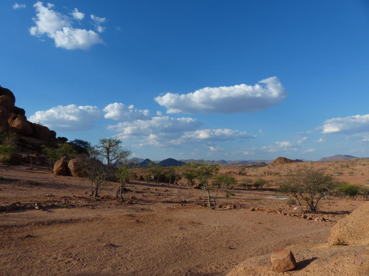 Ozohere Campsite And Himba Village Uis Dış mekan fotoğraf